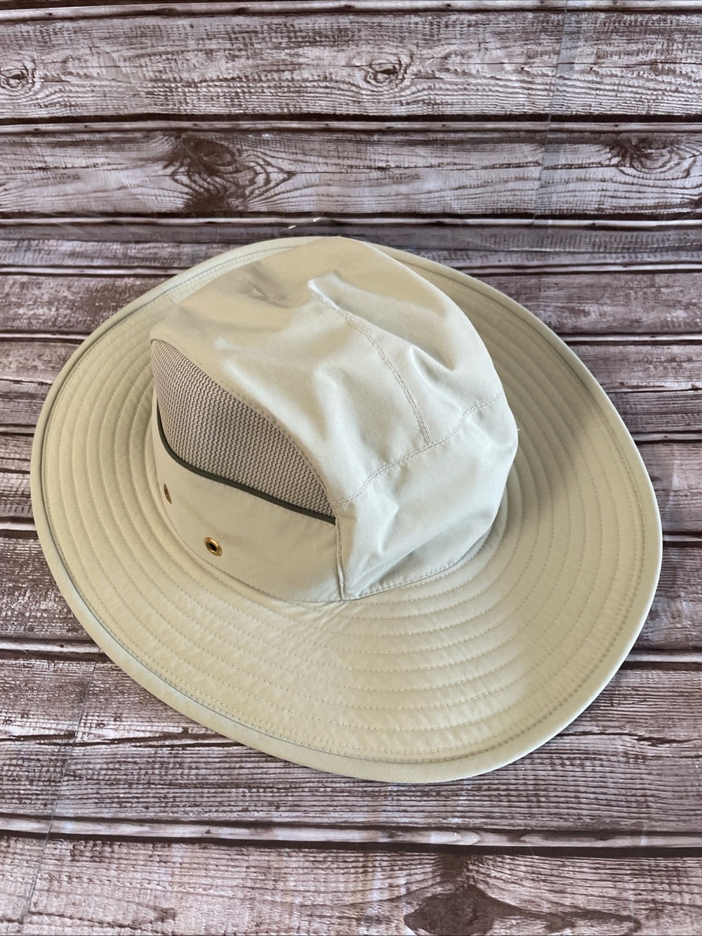 Tilley airflow hat boonie safari fishing hiking outdoors vented khaki tan 7 3/8